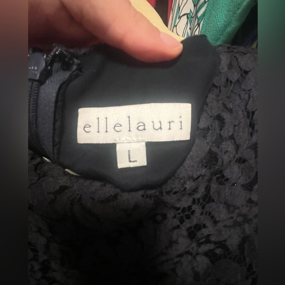 Women’s large NWOT navy lace dress - Picture 3 of 3